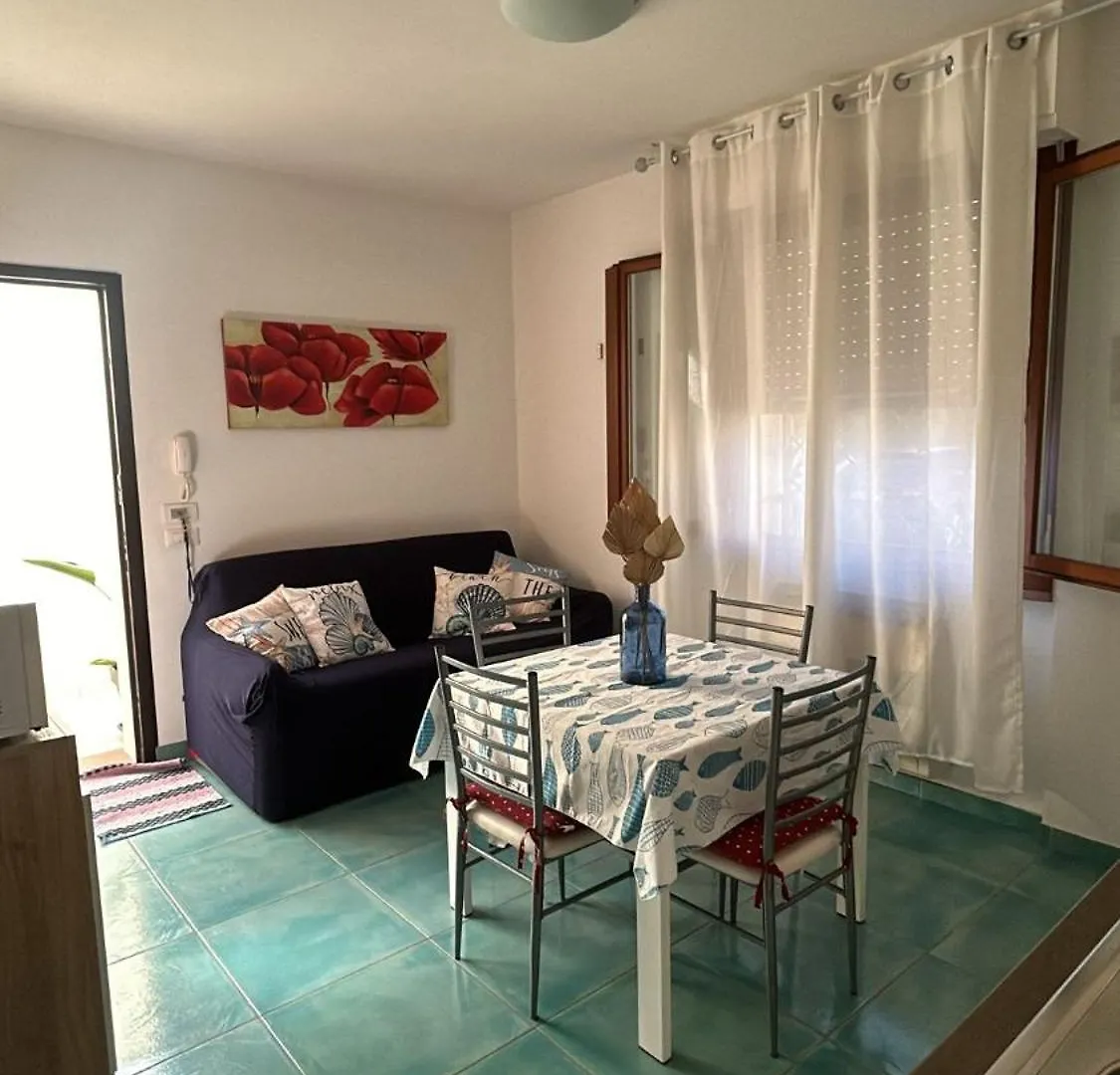 Blue Apartment Alghero 0*,  İtalya